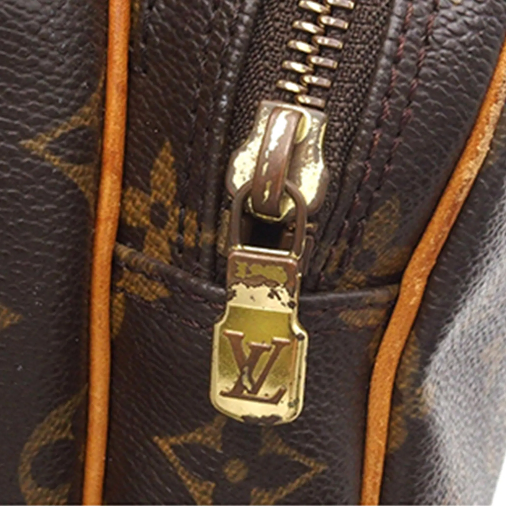 Brown Louis Vuitton Monogram Nil Crossbody Bag