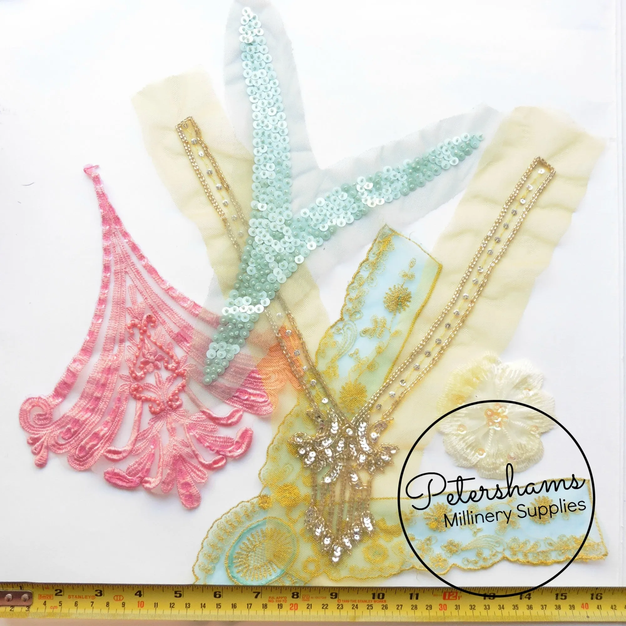 LUCKY DIP! 5 Assorted Beaded/Sequin/Lace/Embroidered Embellishment Motifs