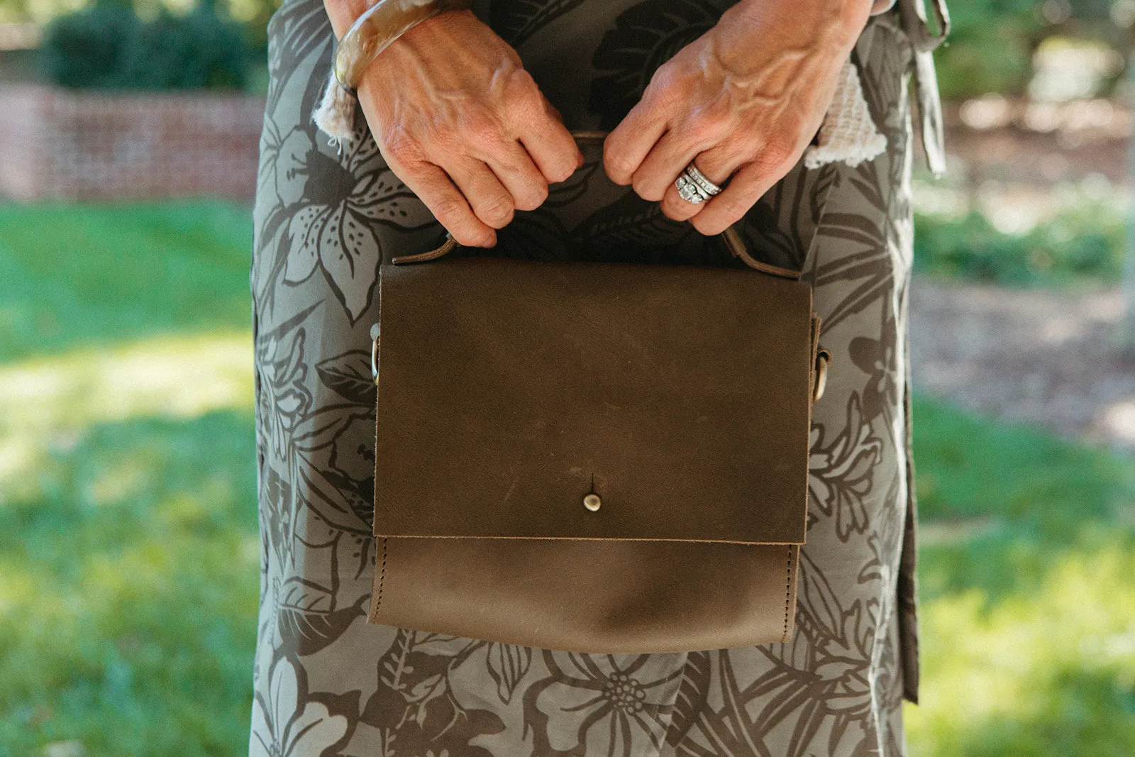 Meron Convertible Crossbody