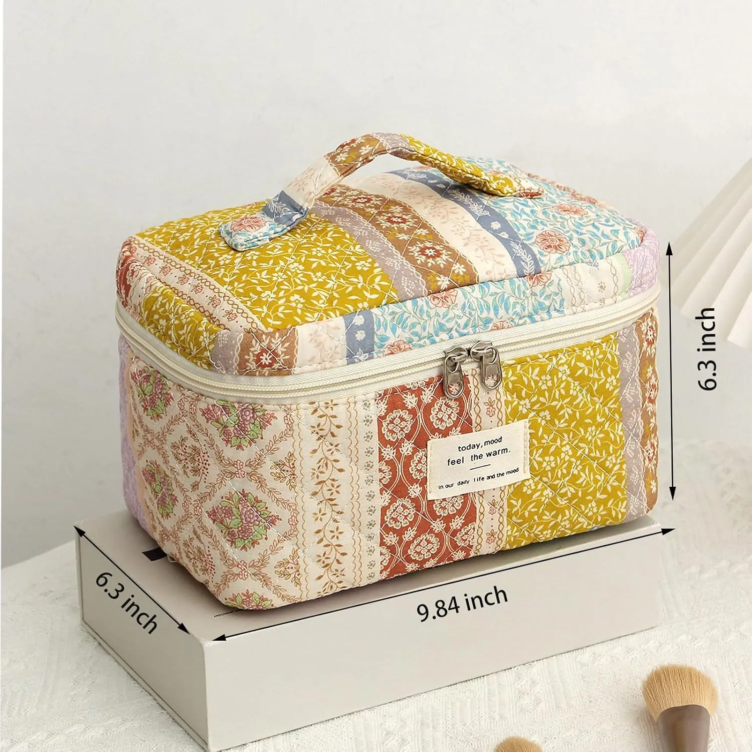 Quilted Makeup Bag Large Capacity Cute Cosmetic Bags for Women Floral Coquette Aesthetic Patchwork Travel Toiletry Make Up Organizer Bag